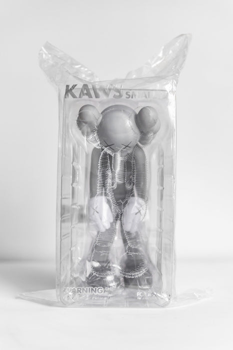 Small Lie Companion (Grey)